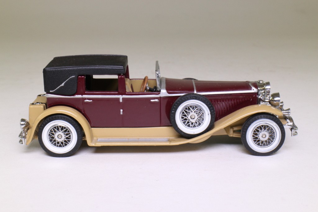 Matchbox Collectibles YY004/C; 1930 Duesenberg Model J Town Car